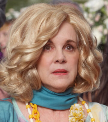 Elizabeth Perkins Shines In Another Simple Favor