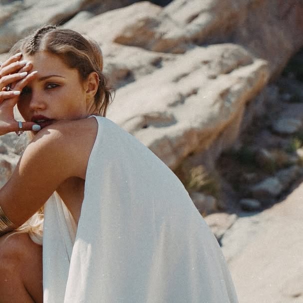 Ellie Vance Patrikios Stuns With Greek-Inspired Look