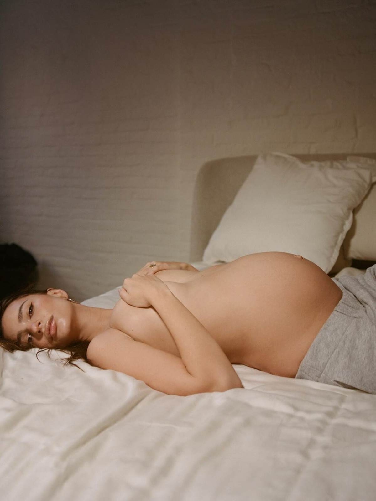 Emily Ratajkowski Celebrates Mother’s Day The supermodel and beloved influencer shares heartfelt mother’s day wishes on Instagram!!