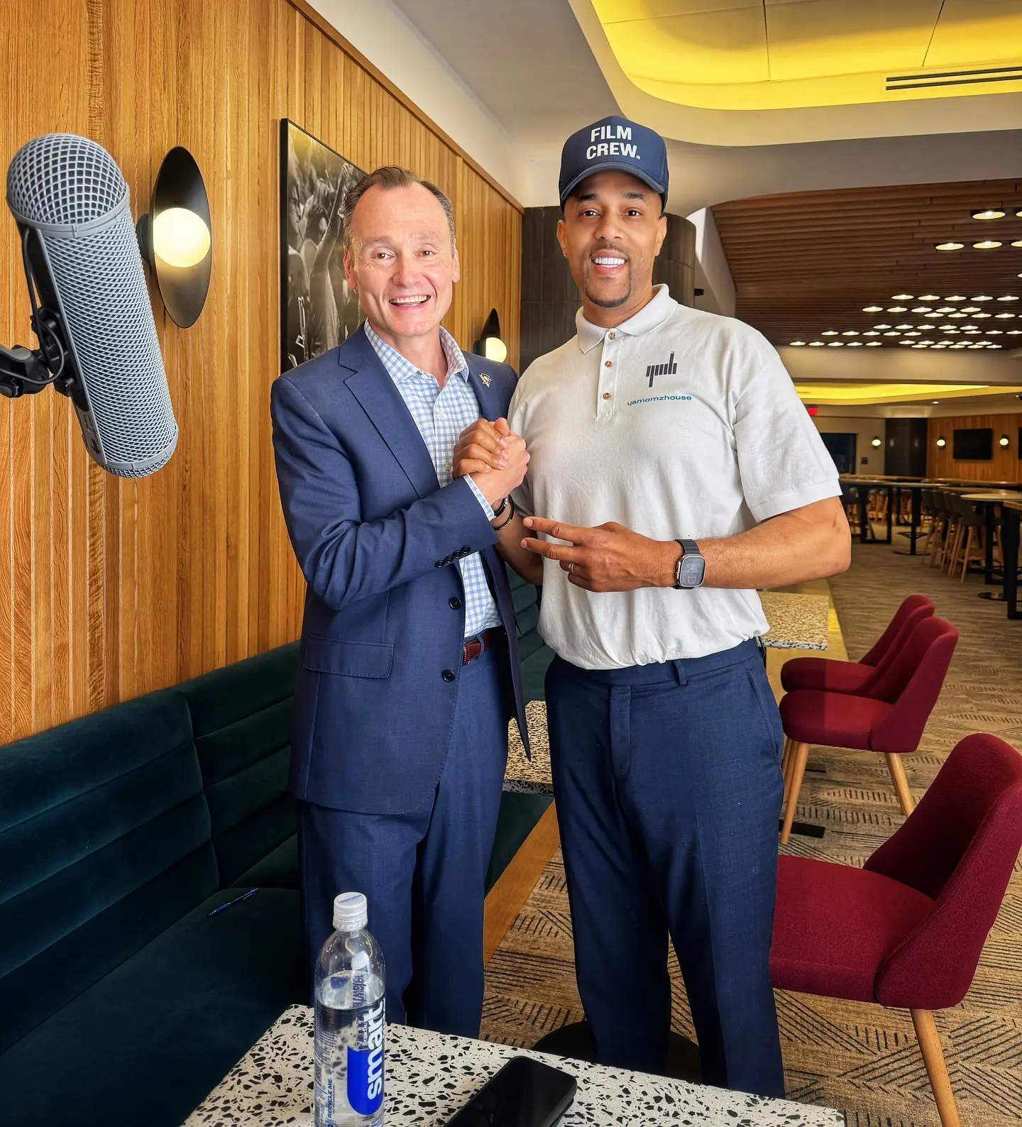 Emmai Alaquiva Interviews Kevin Acklin for Freddie Fu Doc Inside one director’s day on set capturing how sport and surgery worlds collide in a film.