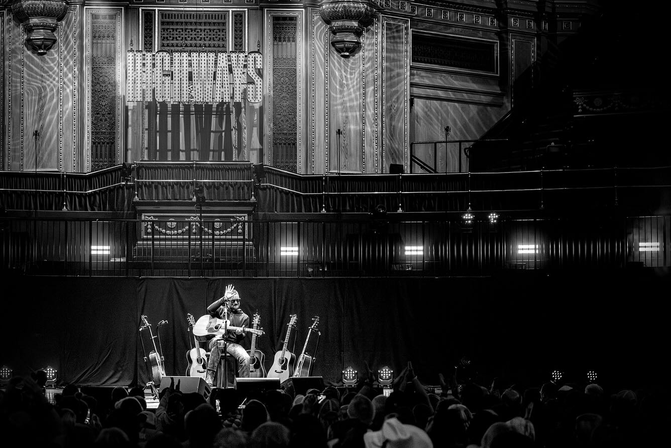 Eric Church Rocks Royal Albert Hall