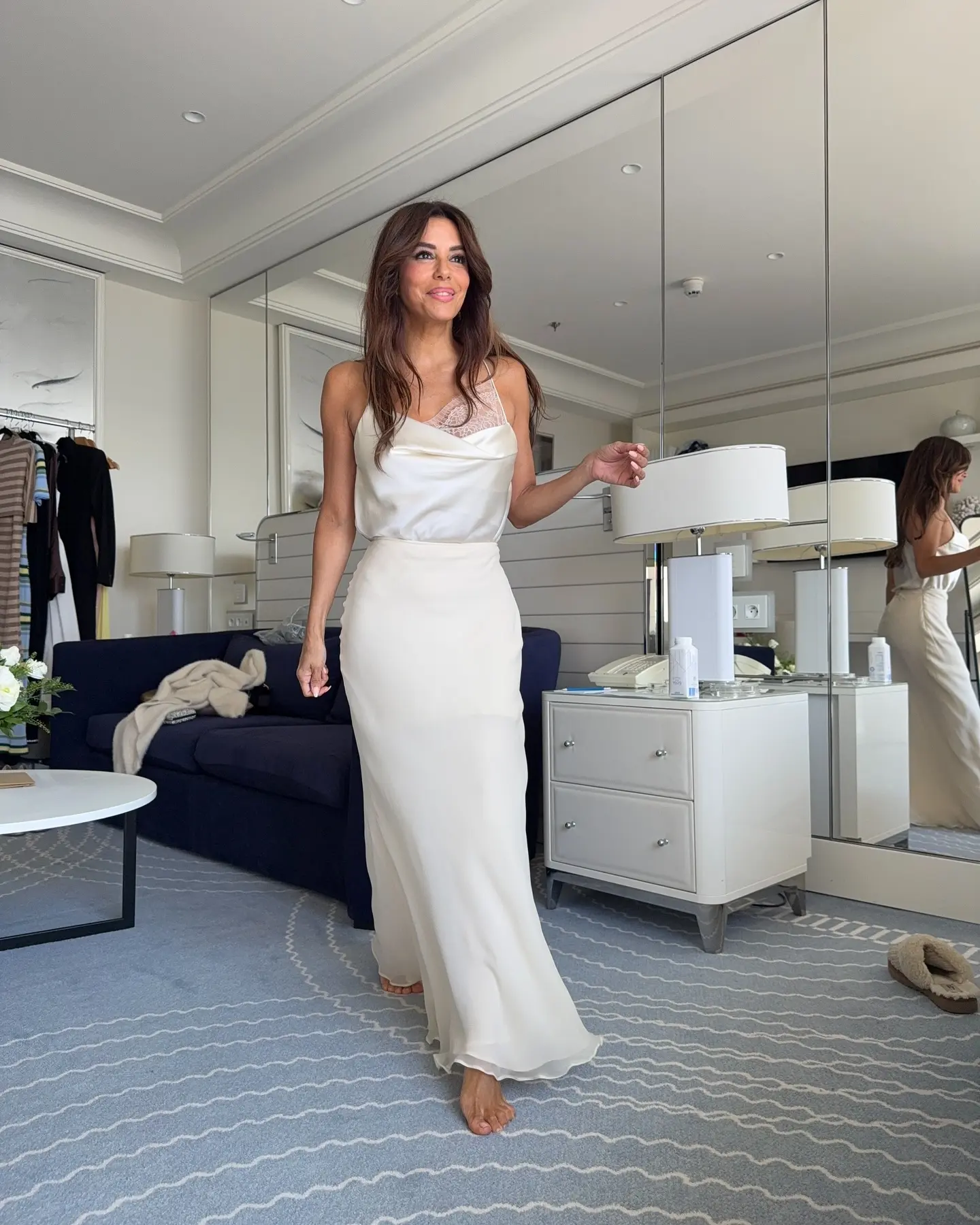 Eva Longoria Shares Tids And Bits Of Her Stylish Life Celebrity icon Eva Longoria unveils intimate glimpses, style moments, and carefree snaps.!