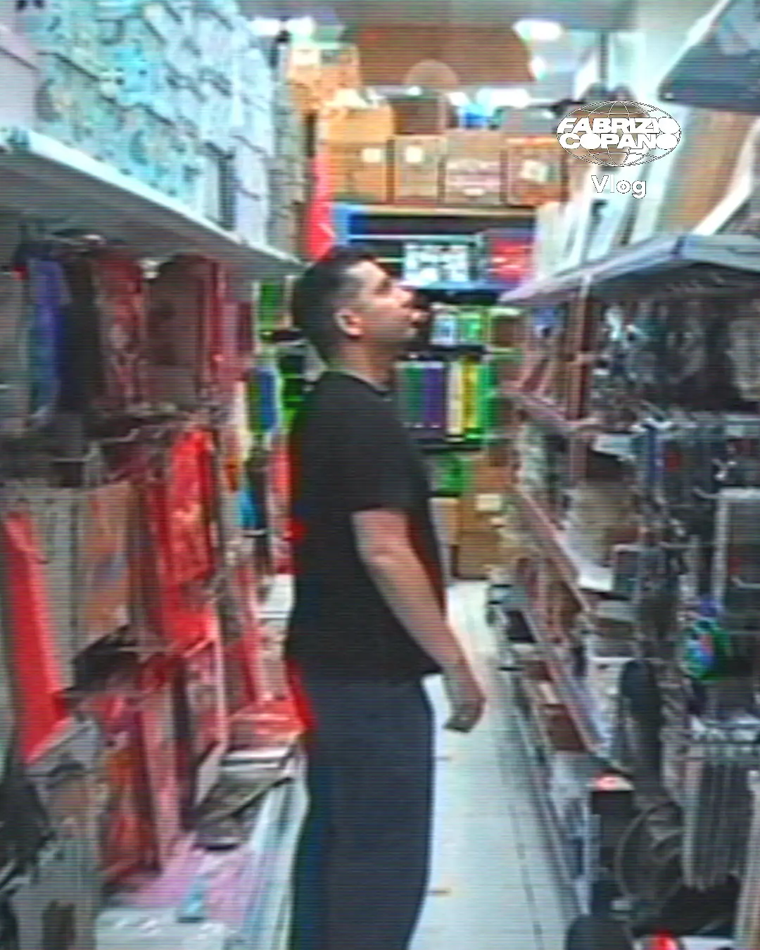 Fabrizio Copano Explora Malls Chinos en Nuevo Vlog