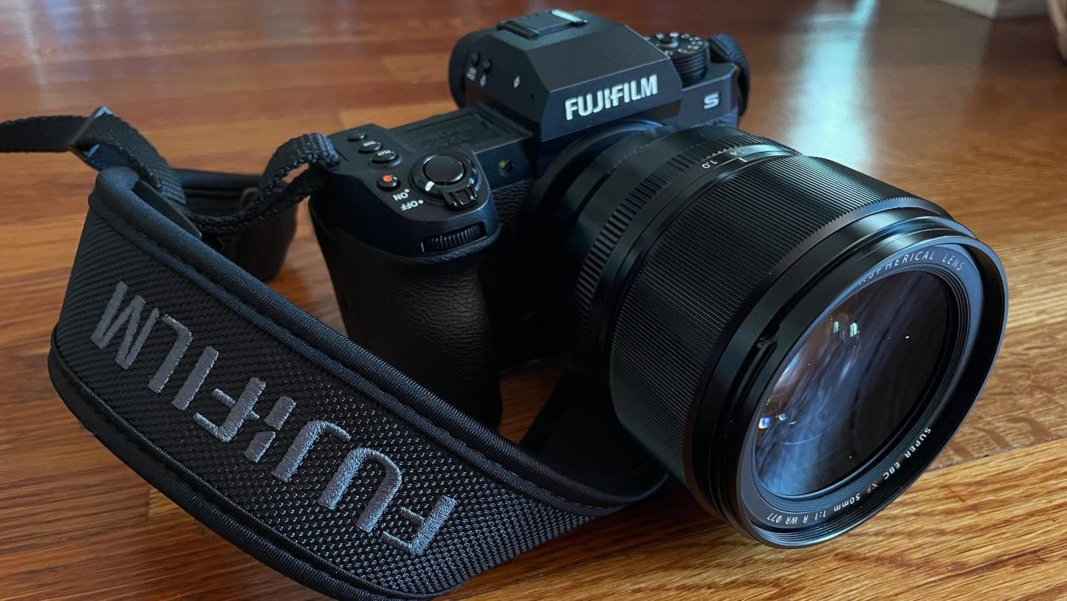 Fujifilm X-H2s Shines In Indie Film Production Indie filmmakers find a game-changing tool in the Fujifilm X-H2s for stunning campfire shots!