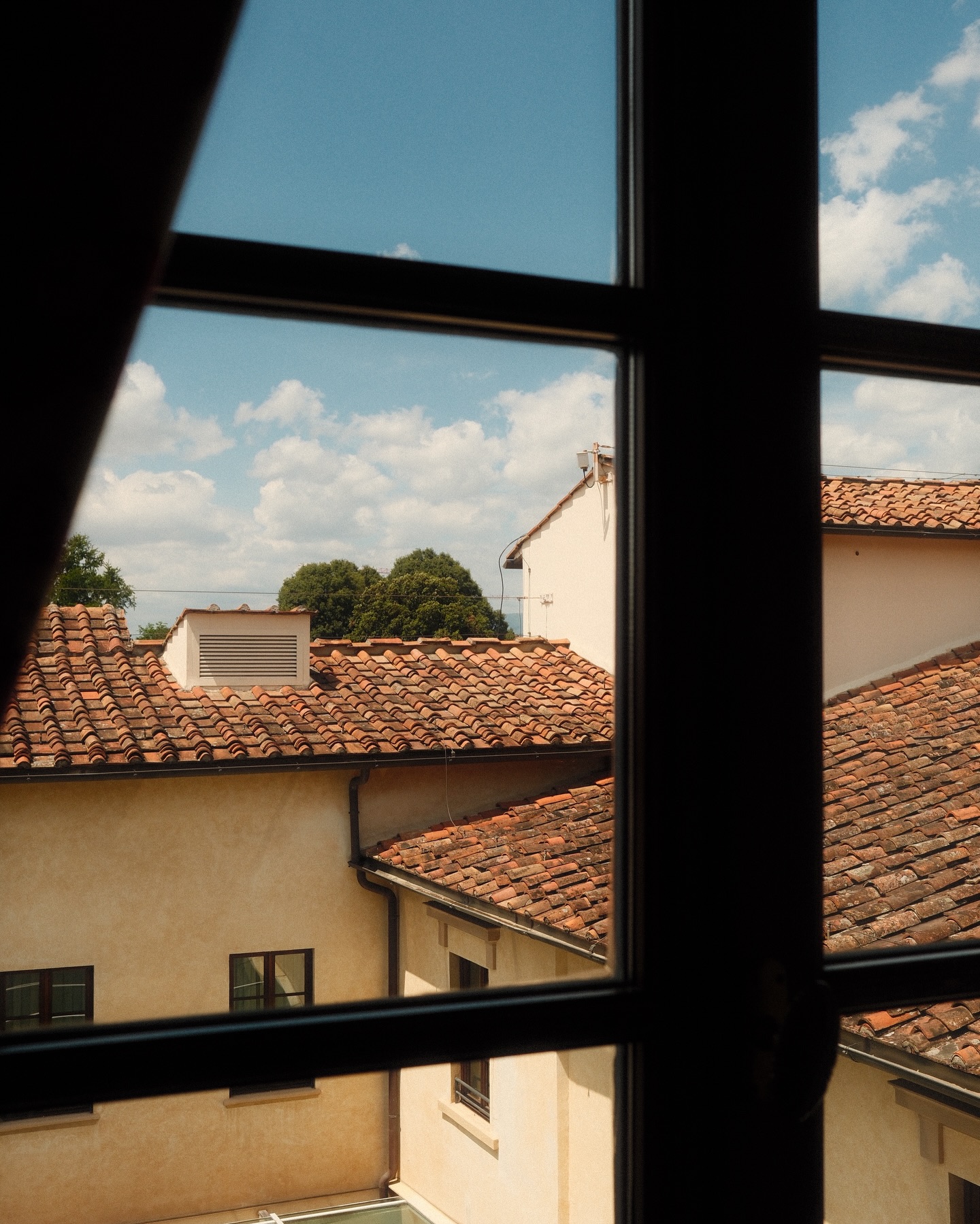 Gabriel Kunda Captures Timeless Moments In Firenze