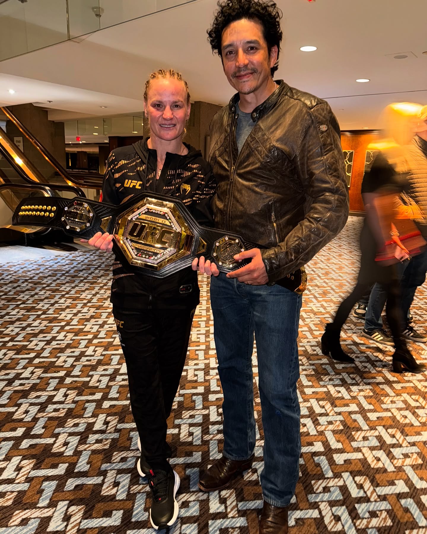 Gabriel Luna Celebrates UFC315 Victory With Pizza Party