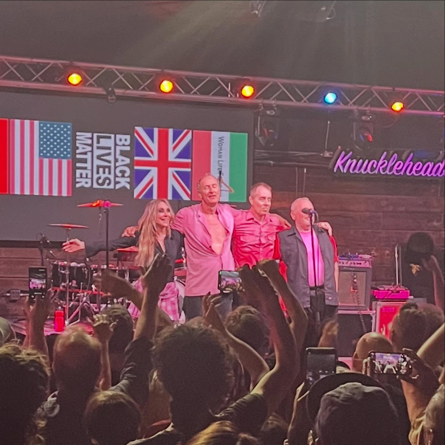 Gang Of Four Show Thrills Amid Drummer’s Injury Night of raw passion and unexpected twists in a captivating Gang Of Four tour performance!