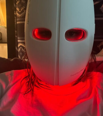 Star Wars vibes meet Sunday cheer as Genevieve sends stylish greetings and cosmic wishes!