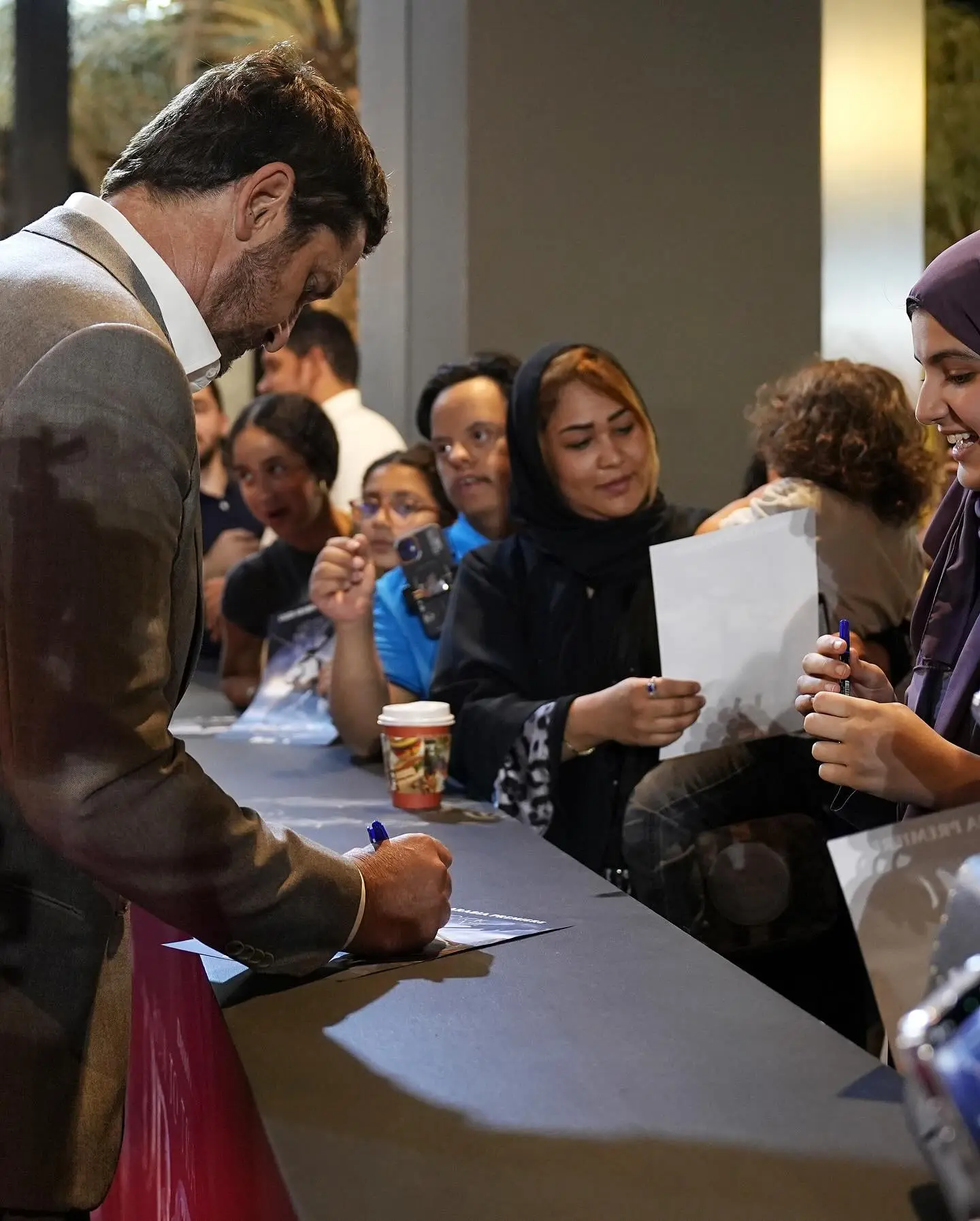 Gerard Butler Lights Up Kingdom Tower Screening