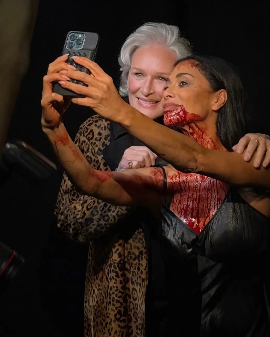 Glenn Close Applauds Nicole Scherzinger In Sunset Boulevard