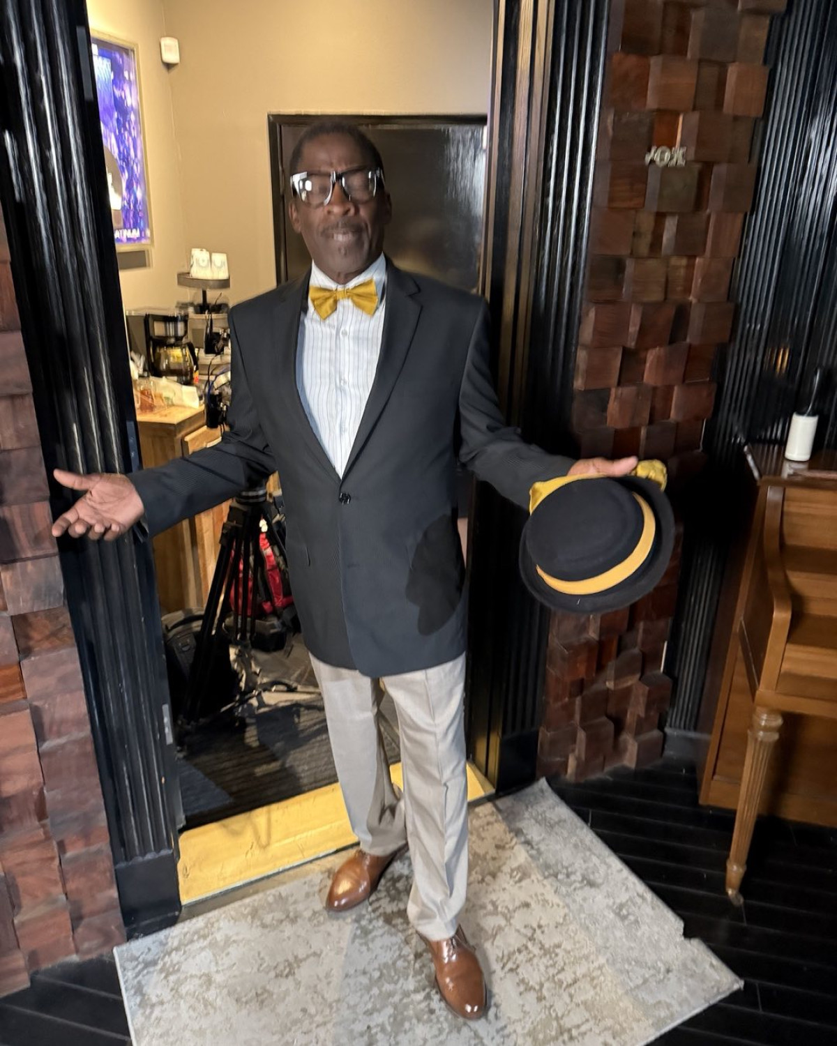 Glenn Plummer Launches Cab Calloway Story Biopic Glenn Plummer debuts in a captivating Cab Calloway biopic, joining forces with Kissk on set.