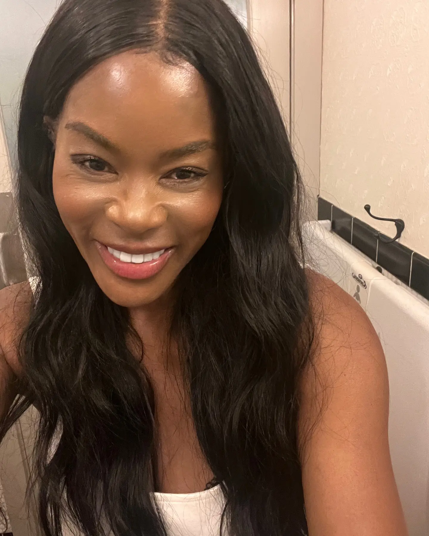 Golden Brooks Celebrates Friendship And Monday Vibes