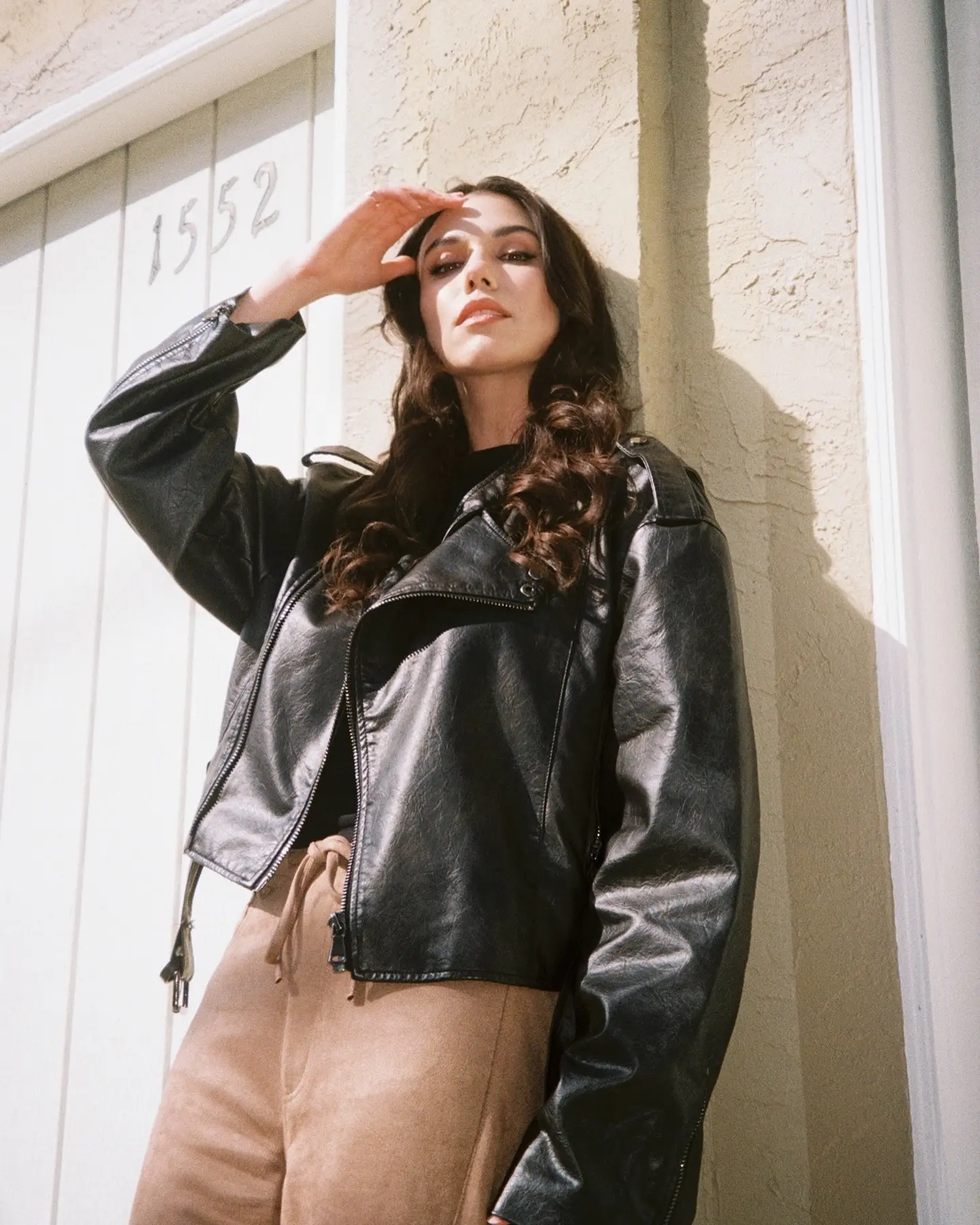 Grace Caroline Currey Flaunts Bold Look & Style A celebrated icon exudes effortless chic while tagging peers to ignite style trends anew.