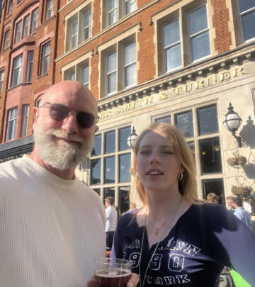 London vibes meet heartfelt father daughter moments at Butcher’s Hook and Cleaver. Enjoy!!