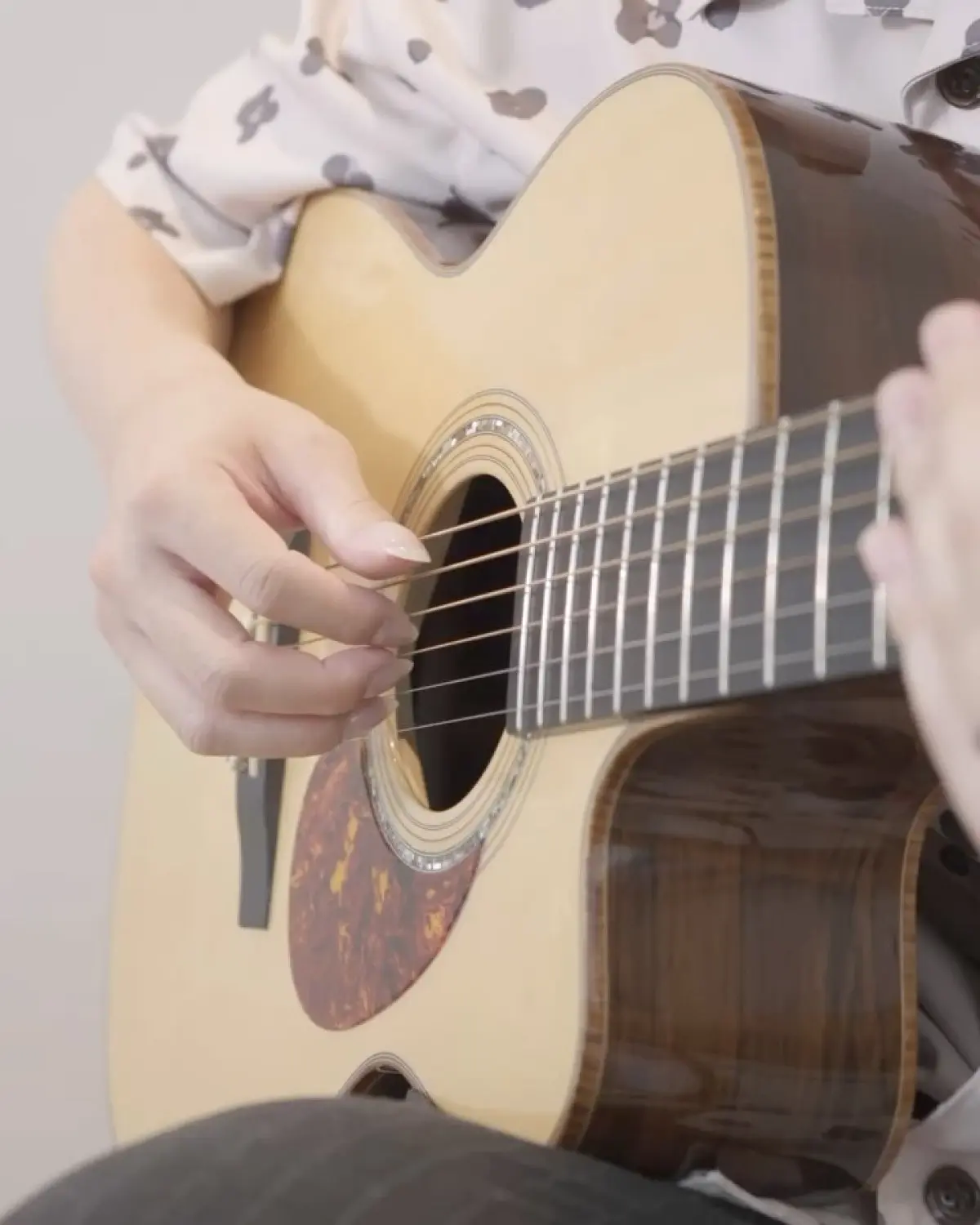 Gravity: Kenta Yago Unveils New Acoustic Tab Hitting right notes, renowned guitarist Kenta Yago drops new TAB 'Gravity' for fans ASAP!!