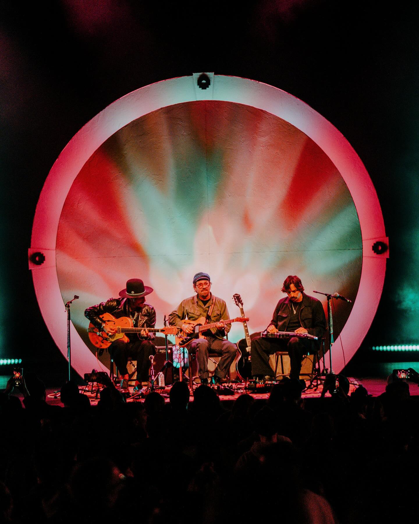 Greek Theatre Shines in Sold-Out Tour Performance