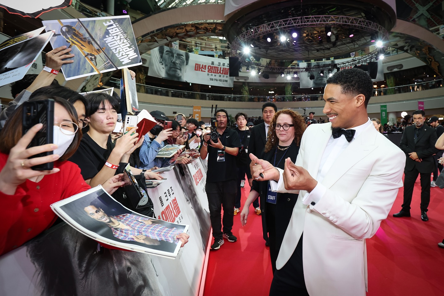 Greg Tarzan Davis Smiles In South Korea