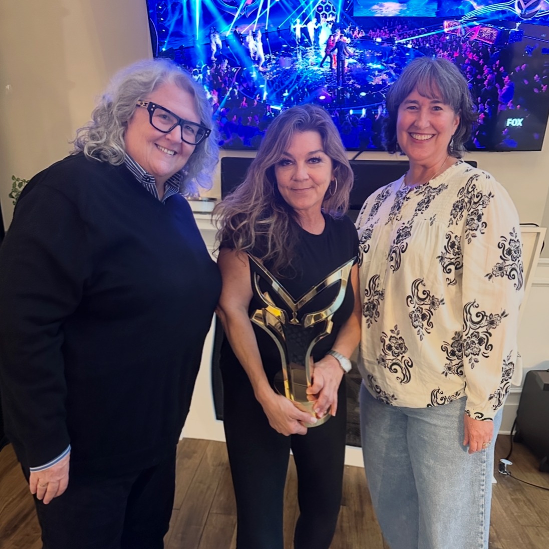 Gretchen Wilson Celebrates Masked Singer Finale