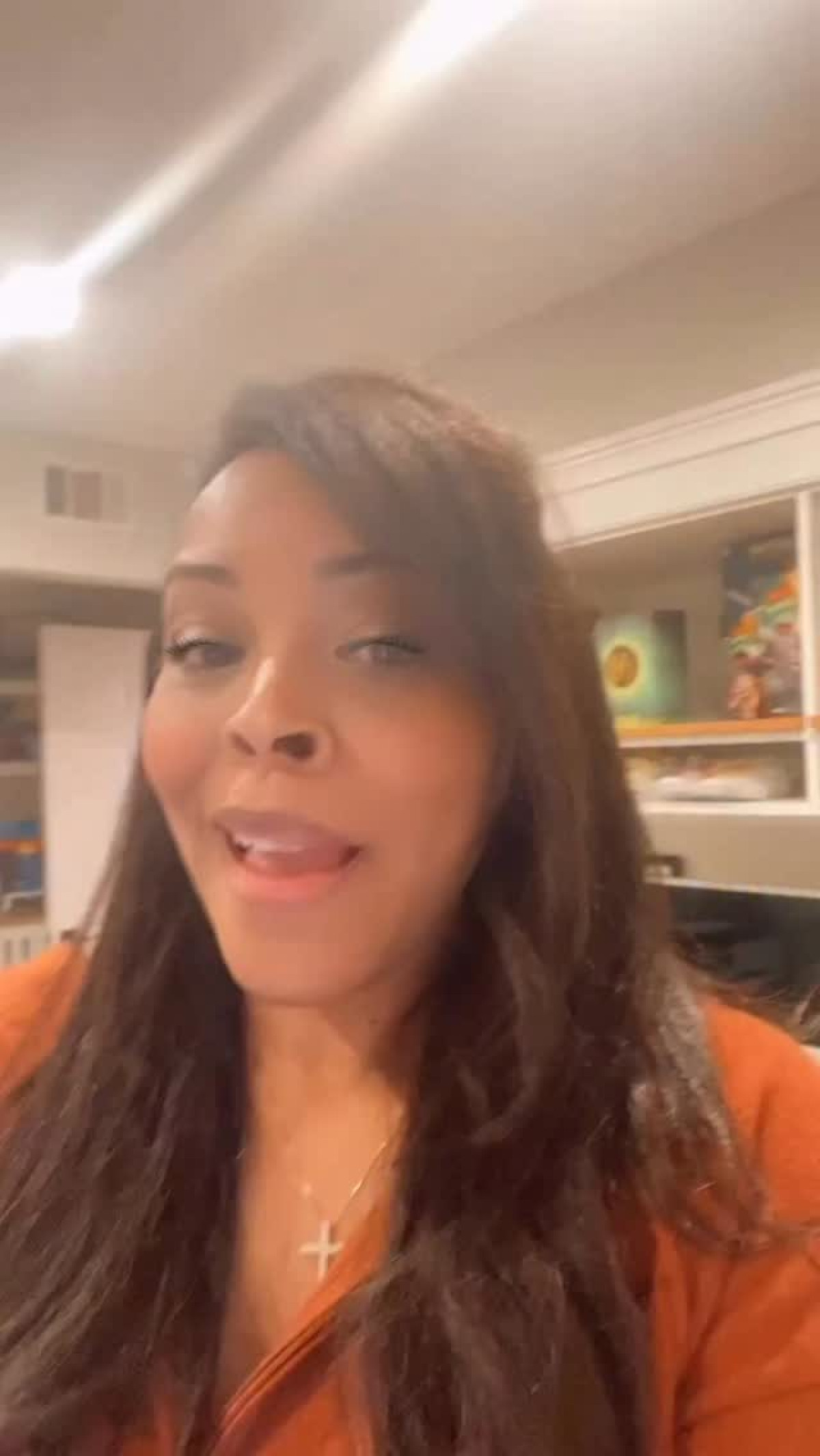 Nakia Burrise Inspires With A Candid Reminder: Guard Your Heart And Detect False Friends!!