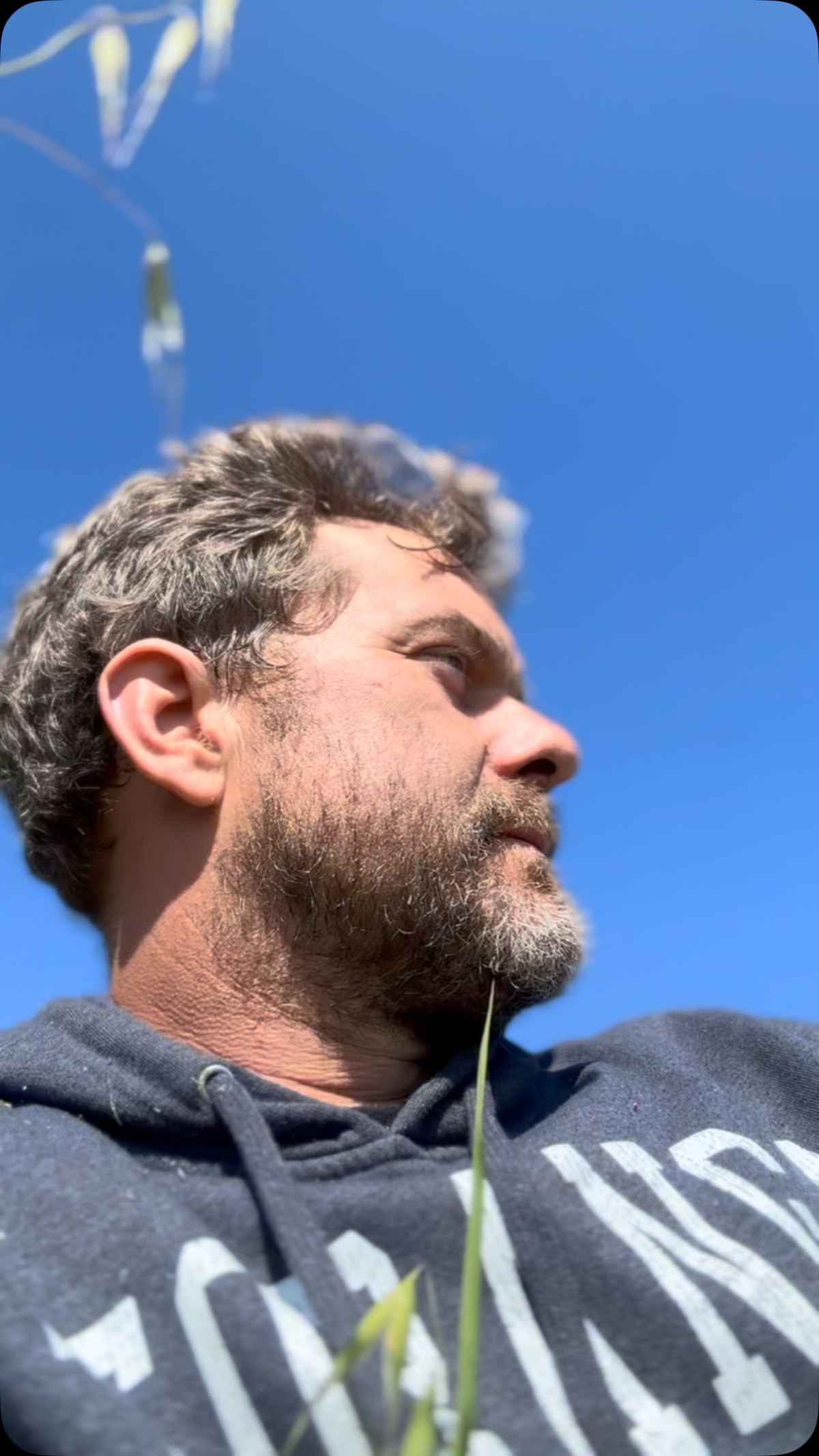 Hard Work And Resilience: Joshua Jackson’s New Chapter Joshua Jackson rebuilds his life with sheer resilience, turning work into fresh renewal.!!!