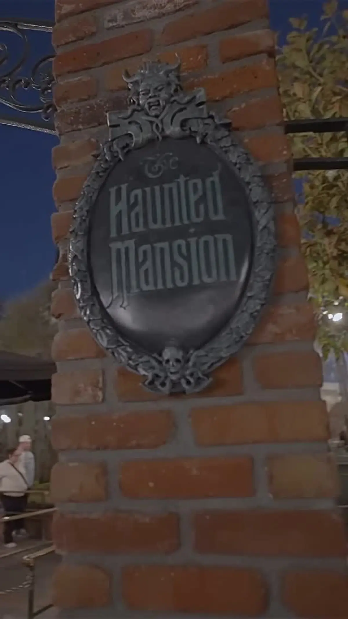Commemorating a decade since Hatbox Ghost’s comeback Disneyland rekindles spooky legacy.