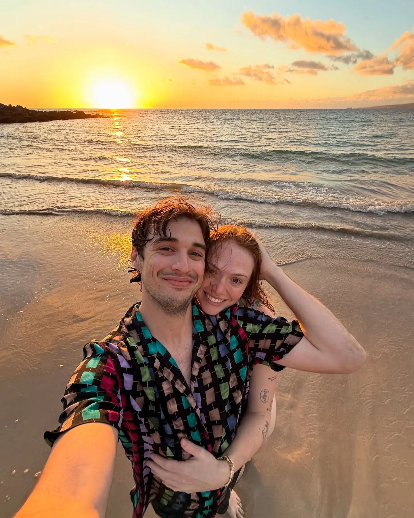 Hawaii Love: Joey Bragg Celebrates Wild Feline Invasion Joey Bragg embraces Hawaiian vibes, celebrity charm and the wild spirit of invasive kitties