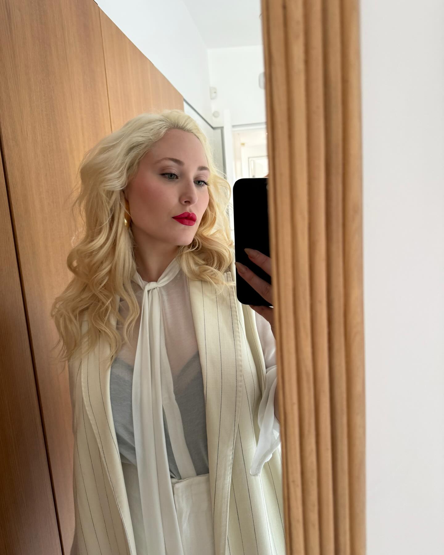 Hayley Hasselhoff’s Glam Photo Dump from The Graham