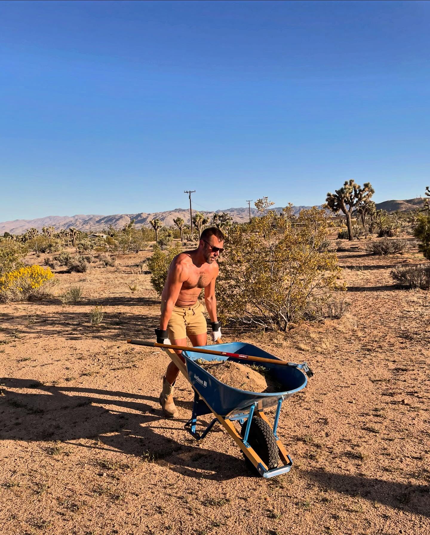 Hula-Hoe Highlights At El Dorado Oasis