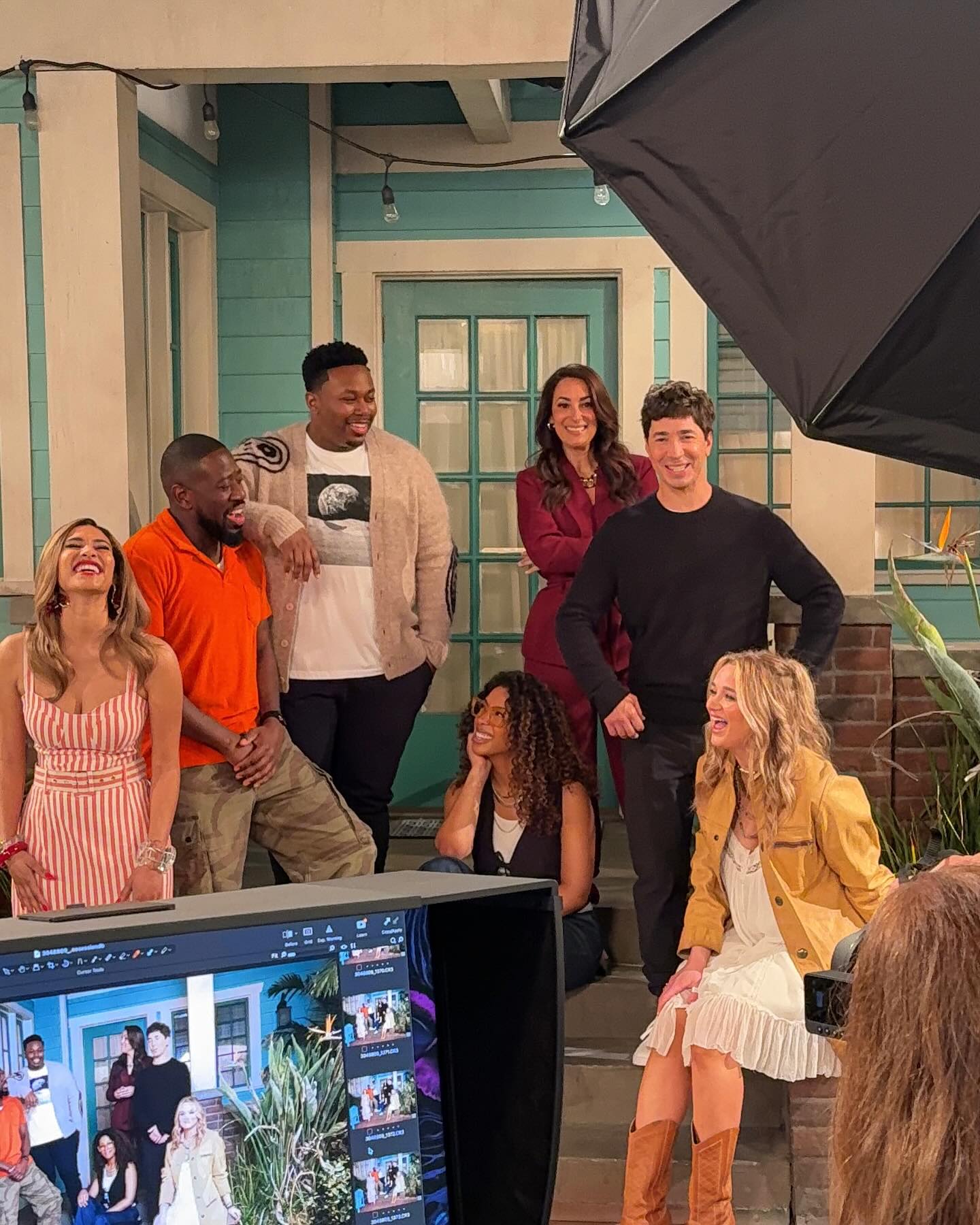 Hunter King Shines at Neighborhood Finale An epic night in Venice as cherished connections and new bonds light up the finale tonight