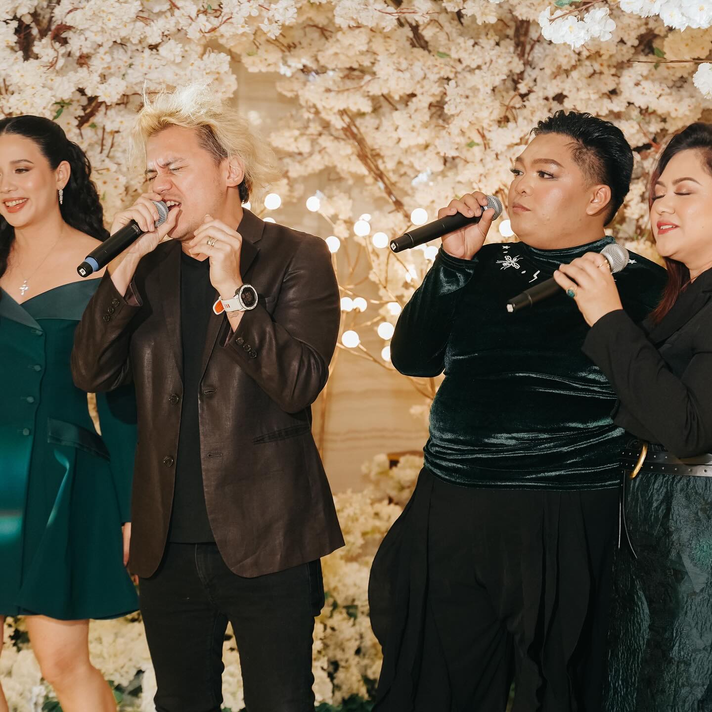 Iza Calzado Cheers Smith Couple's 10th Wedding Anniversary