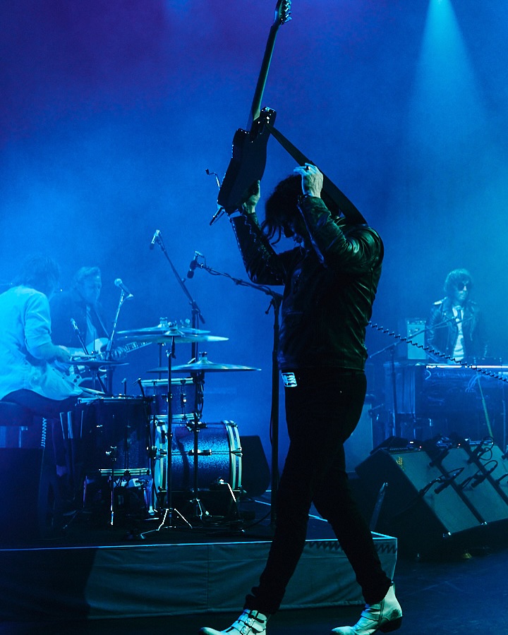 Jack White Electrifies Hollywood Palladium