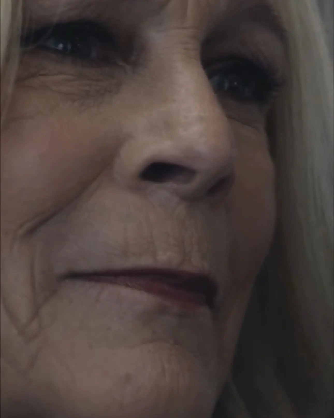 Jamie Lee Curtis Tips Hat to ‘The Bear’ FX Team