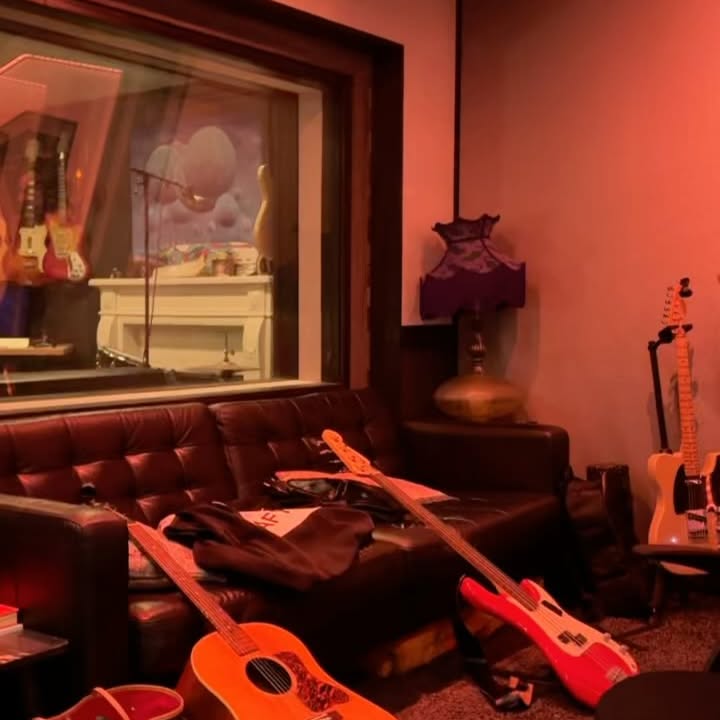 Jason Evigan Celebrates Fun Moments With Creative Collaborators
