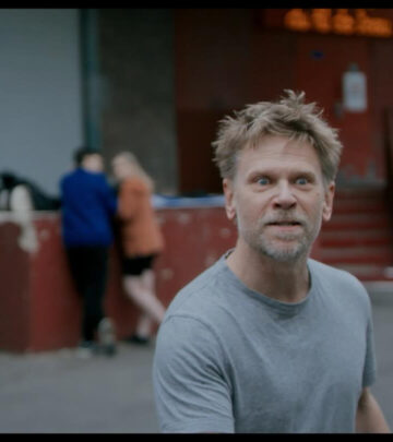 Je Suis Hamlet Shines With Vibrant Color Correction
