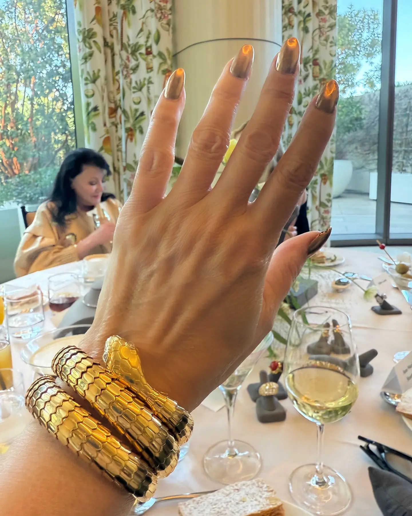 Jennifer Tilly Shines at Bonhams Jewelry Luncheon