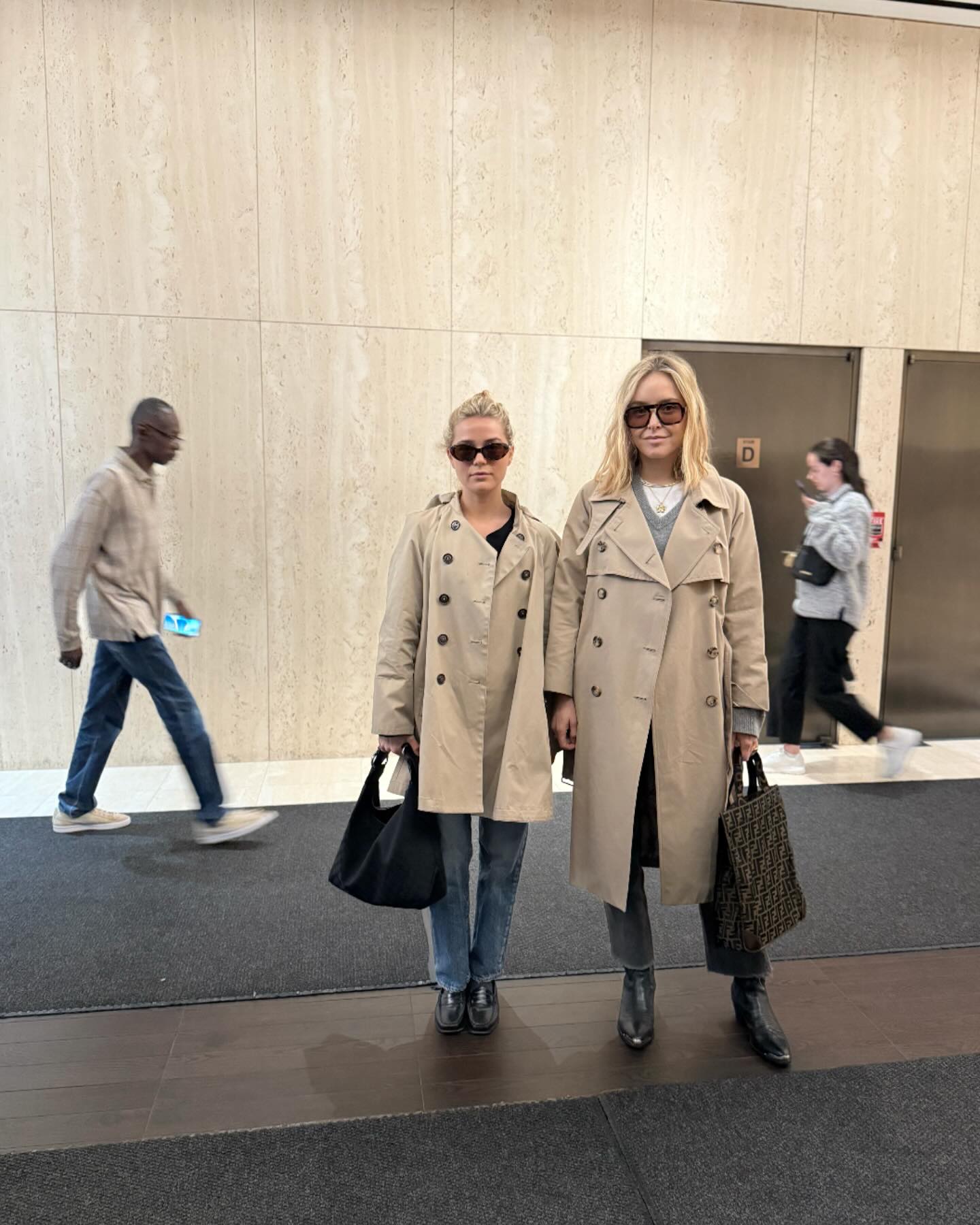 Jenny Mollen Doubles Up On The Job Celebrity powerhouse Jenny Mollen unveils a twin twist during her latest on-set work now!