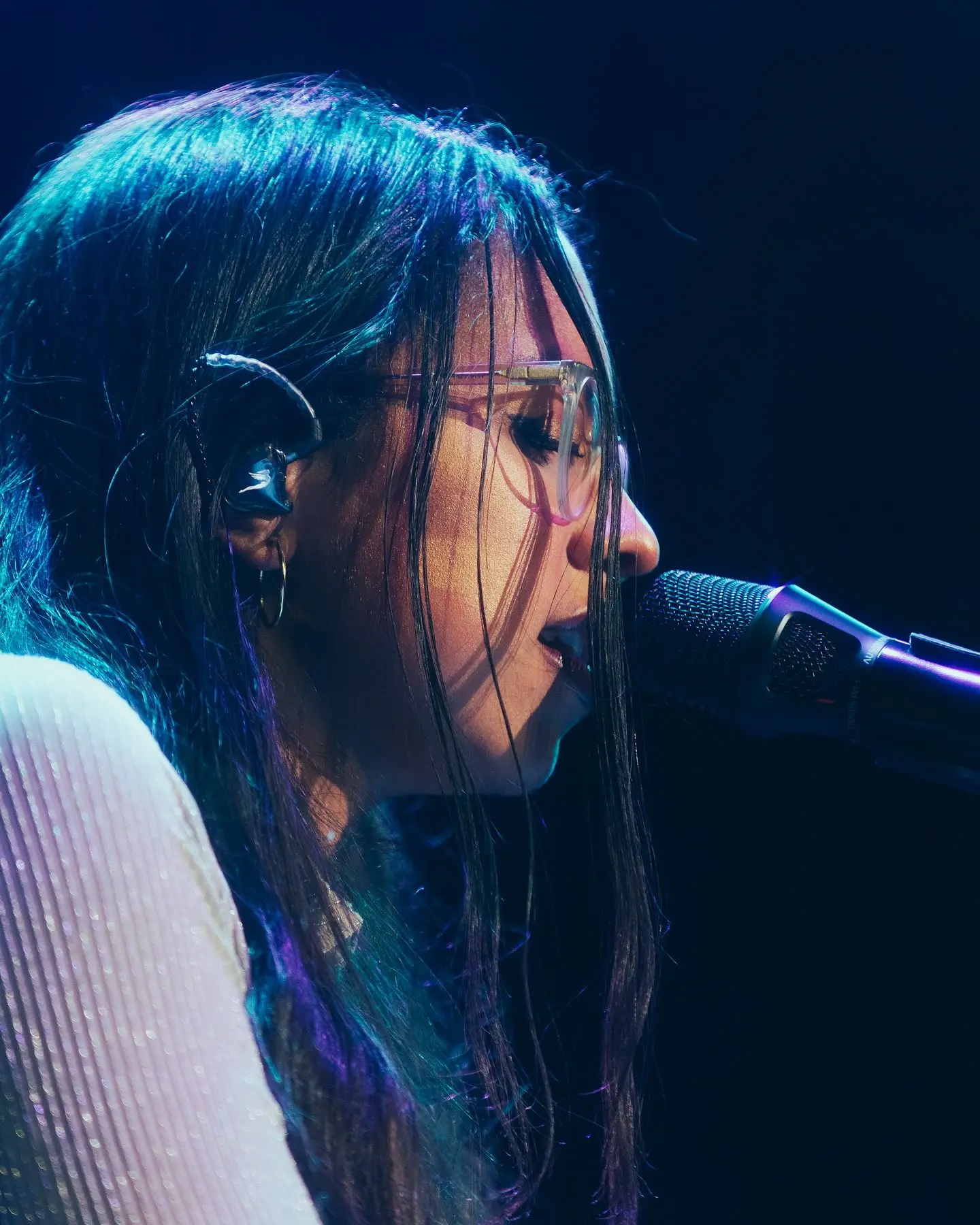 Jensen McRae Lights Up Vancouver Stage