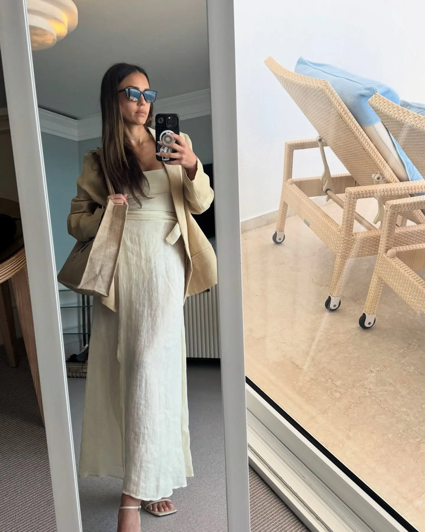 Jessica Alba Radiates Summer Vibes