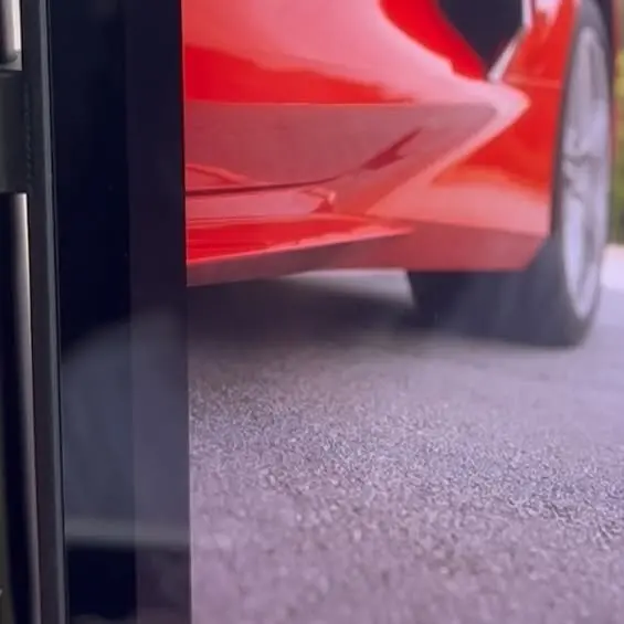 Jessica Hillis’ Bold Car Scene and Feet Reveal