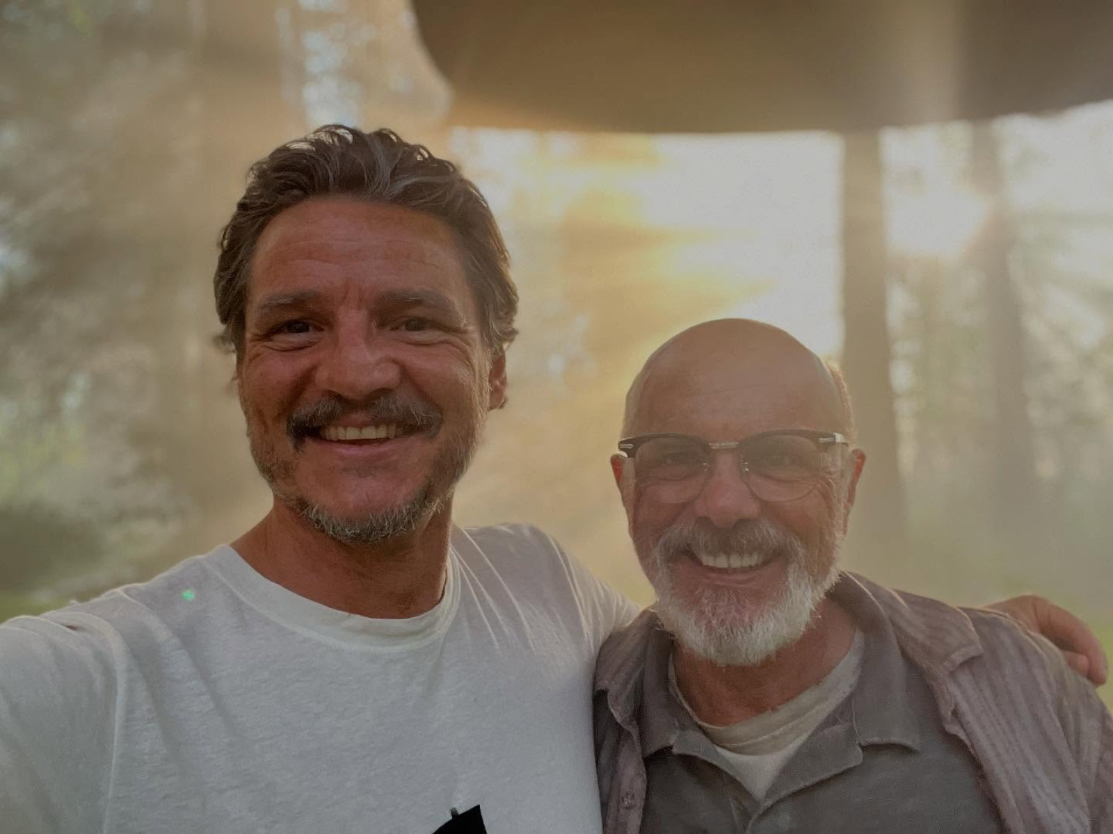 Joe Pantoliano Enjoys Fun Moment On Instagram Celebrity actor shows off a vibrant snapshot, full of witty style and urban allure indeed.