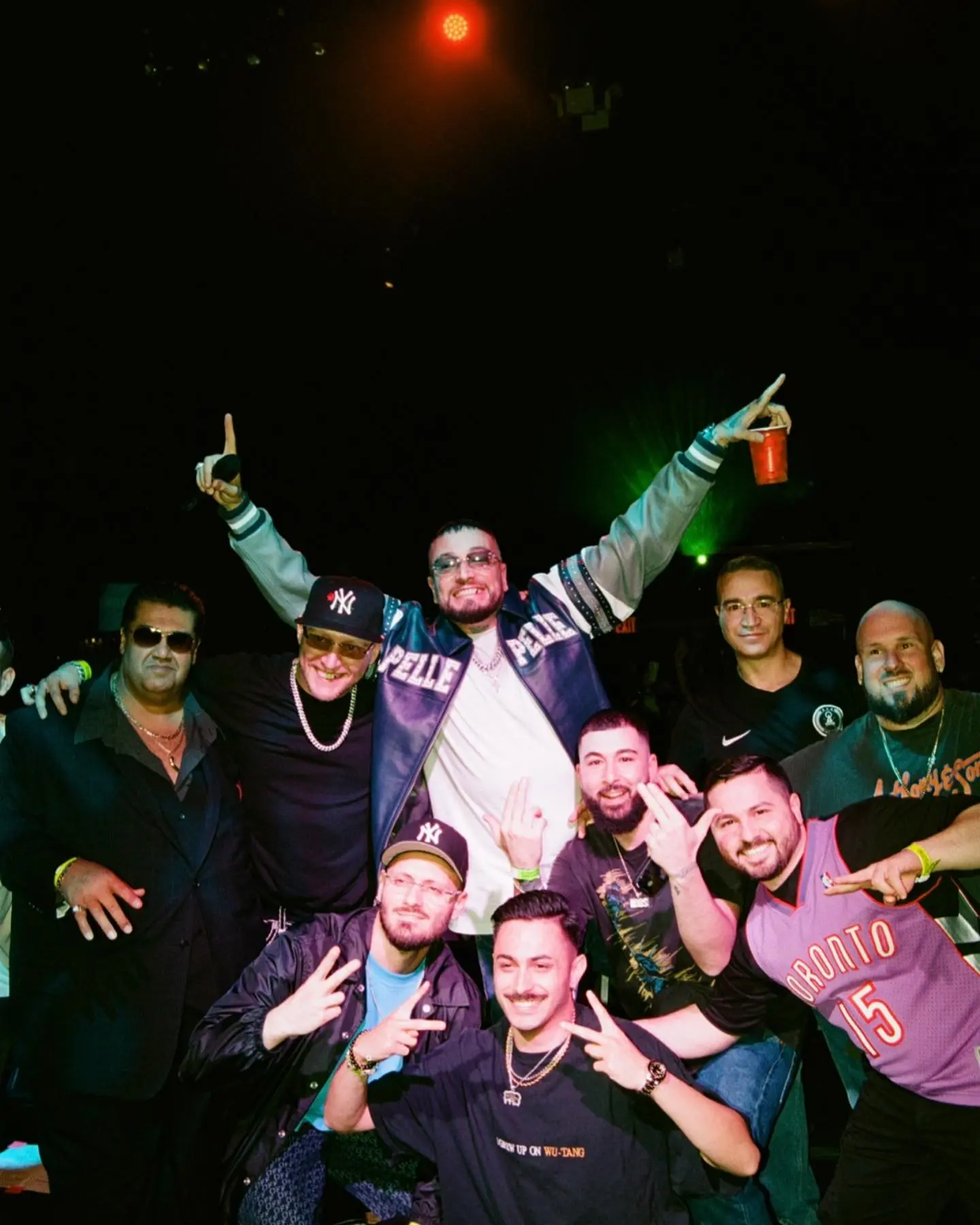 Joe Pepe Hits Stage With Rapper Gué Pequeno Puglian singer Joe Pepe hits major milestone by sharing the stage with rapper Gué Pequeno.