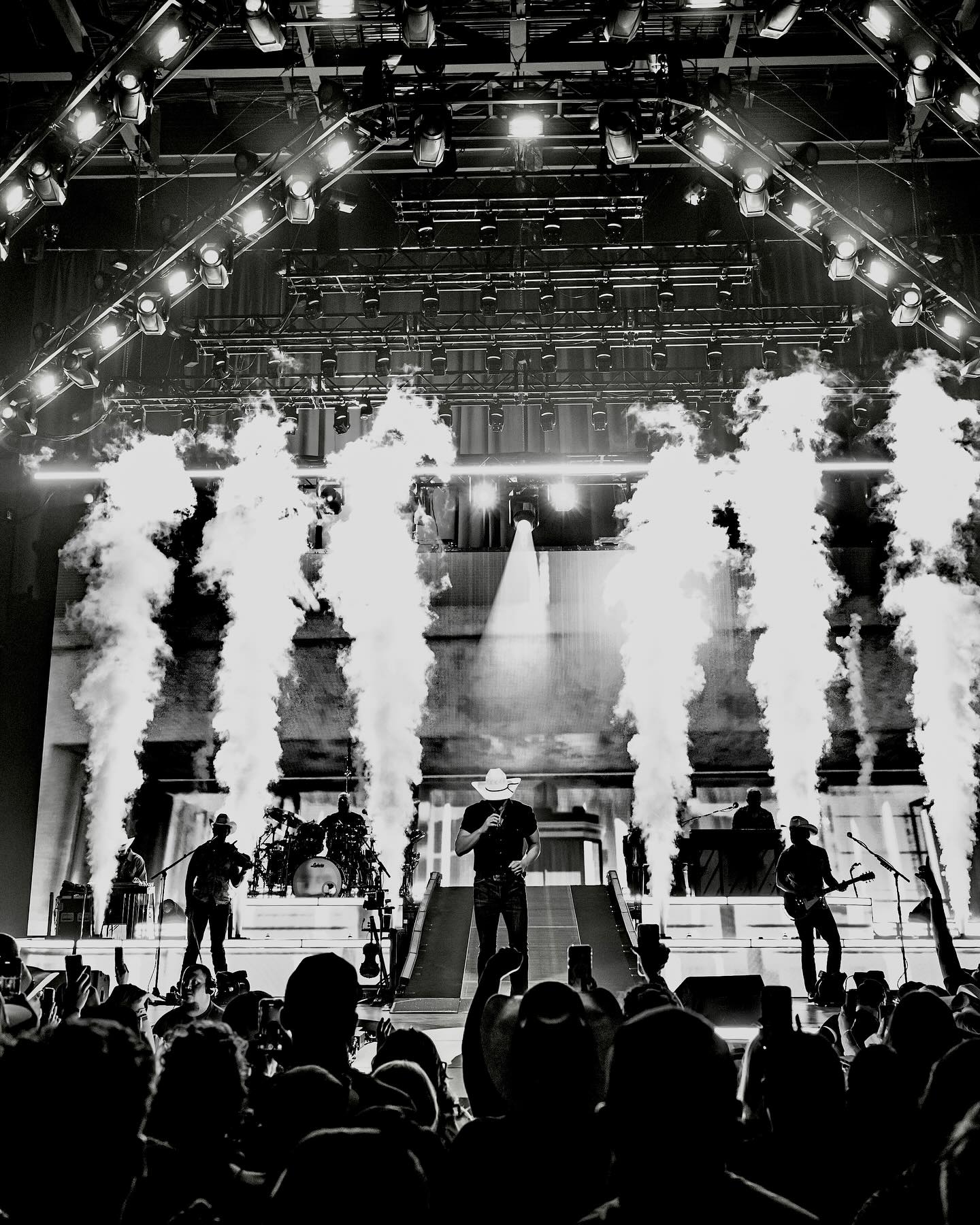 Jon Pardi's Sold-Out Shows Ignite Albuquerque Night