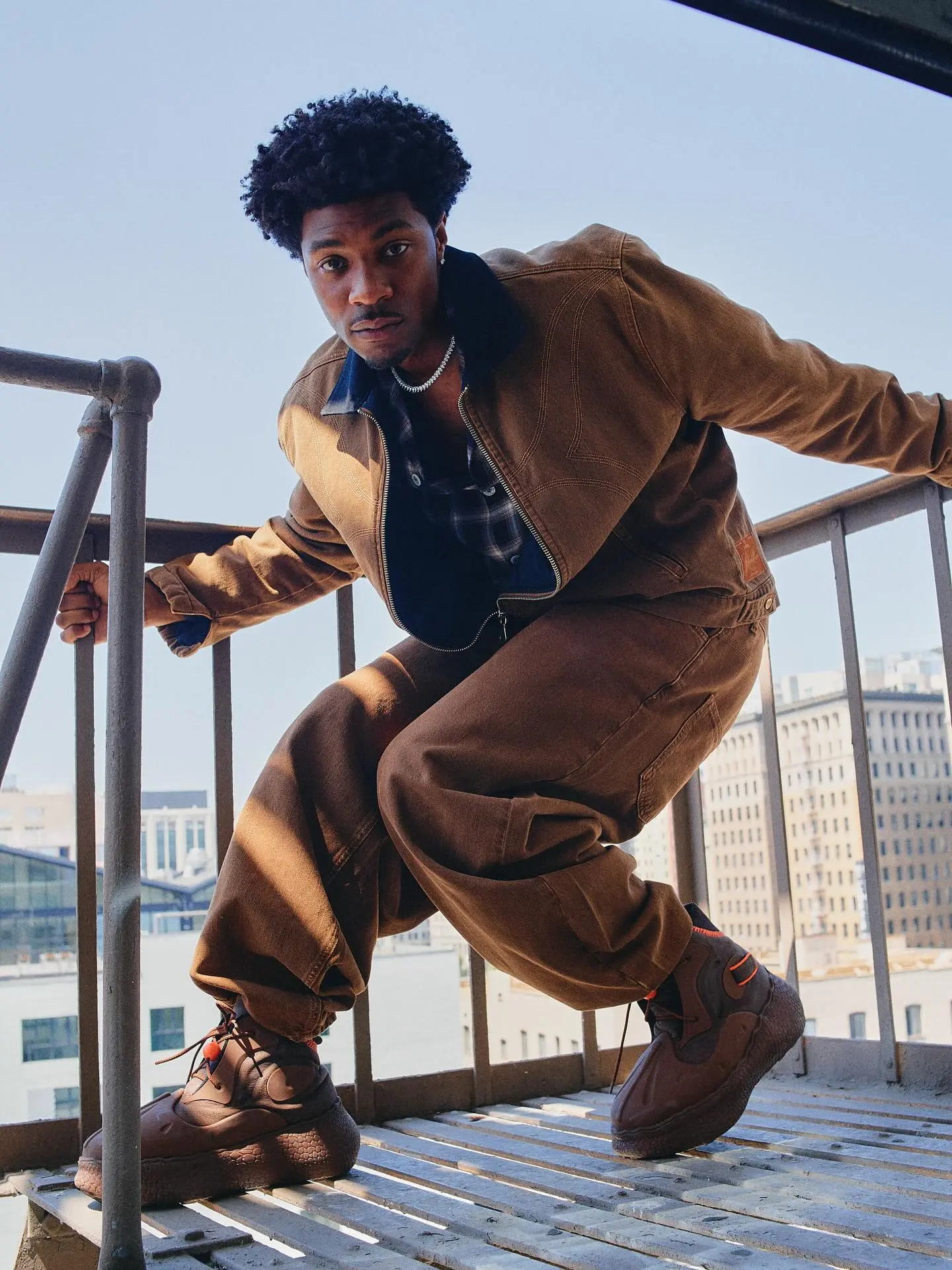 Jonathan Daviss Stuns in Latest Style Shoot Daviss shines in bold style, delivering vibrant and fresh visual storytelling with flair.
