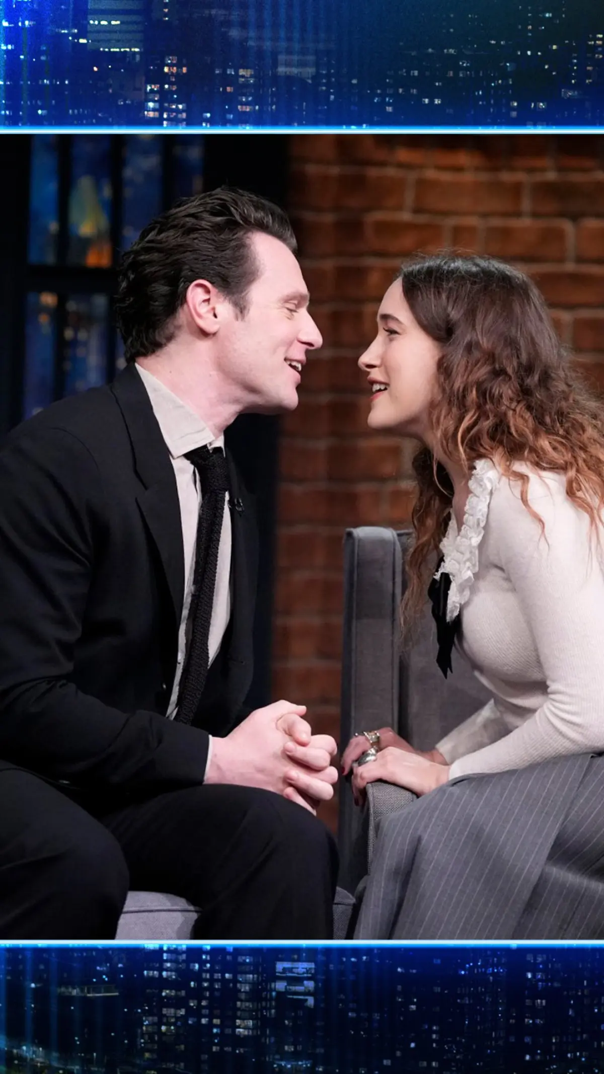 Witness the harmonious synergy as Jonathan Groff and Gracie Lawrence deliver stellar duet.