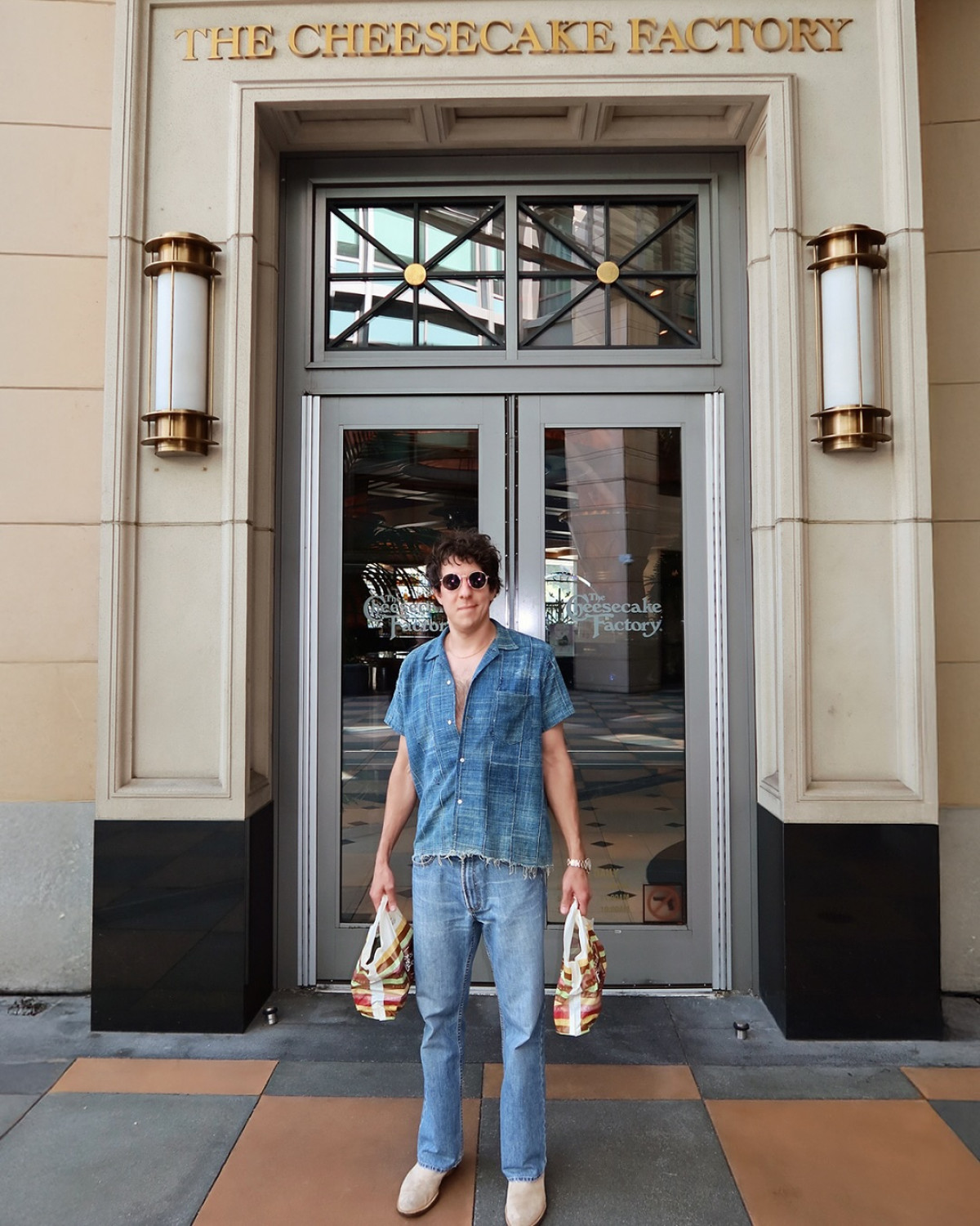 Jonathan Kite’s Cheesecake Factory BTS Insider peek as a celebrated actor visits a famed eatery for a fun and sweet BTS moment!!!