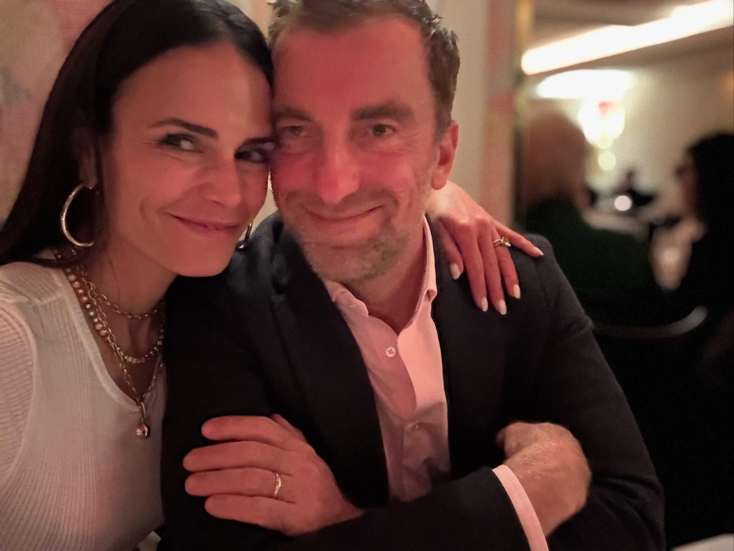 Jordana Brewster Soaks Up NYC Book Talk by Amy LaRocca