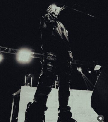 Fans across Honduras await the reggaeton duo's arrival as they continue sizzling big tour