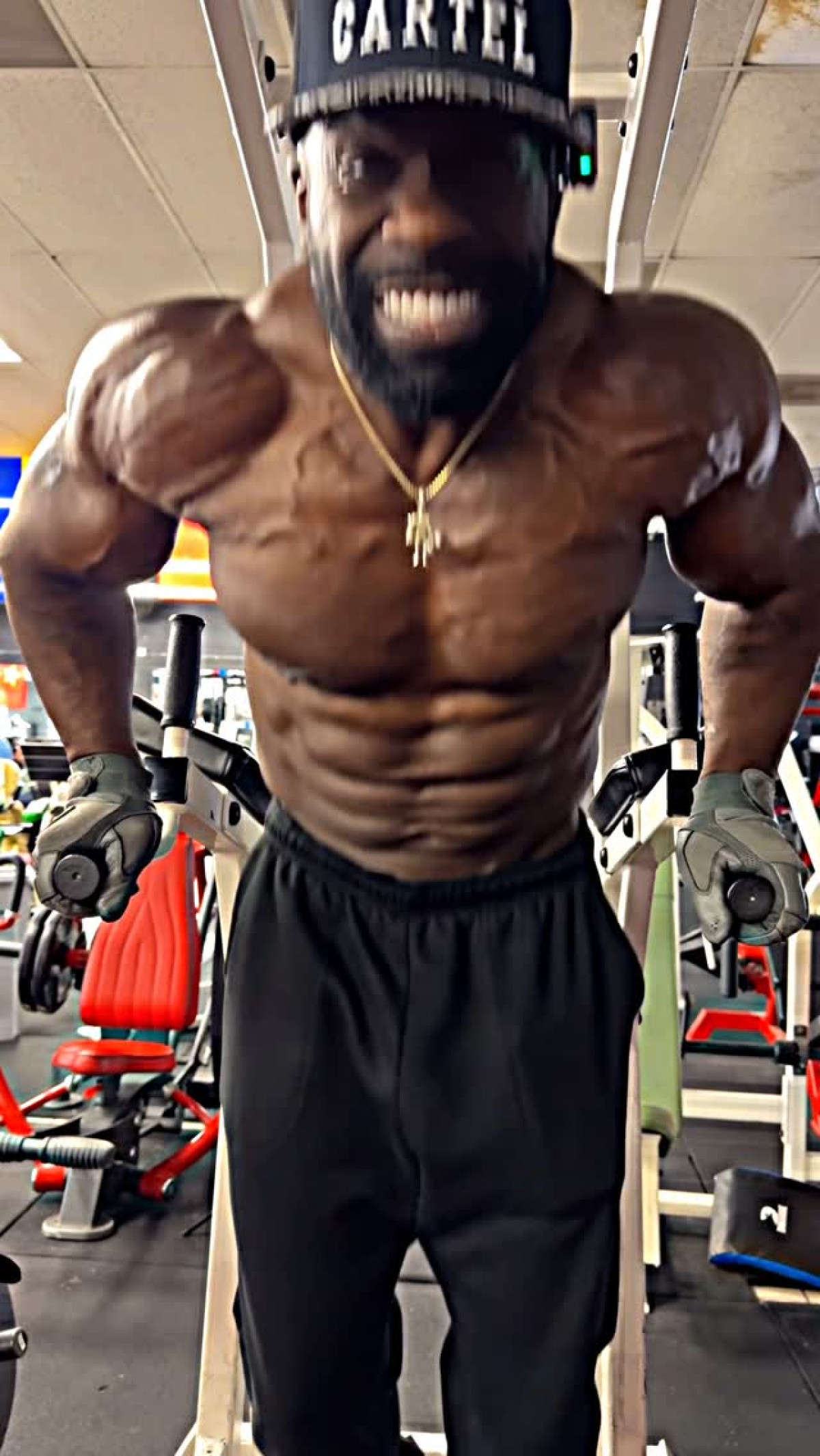 Kali Muscle Motivates Fans Against Slacking Off Fitness icon urges followers to beat laziness and push boundaries with relentless drive.