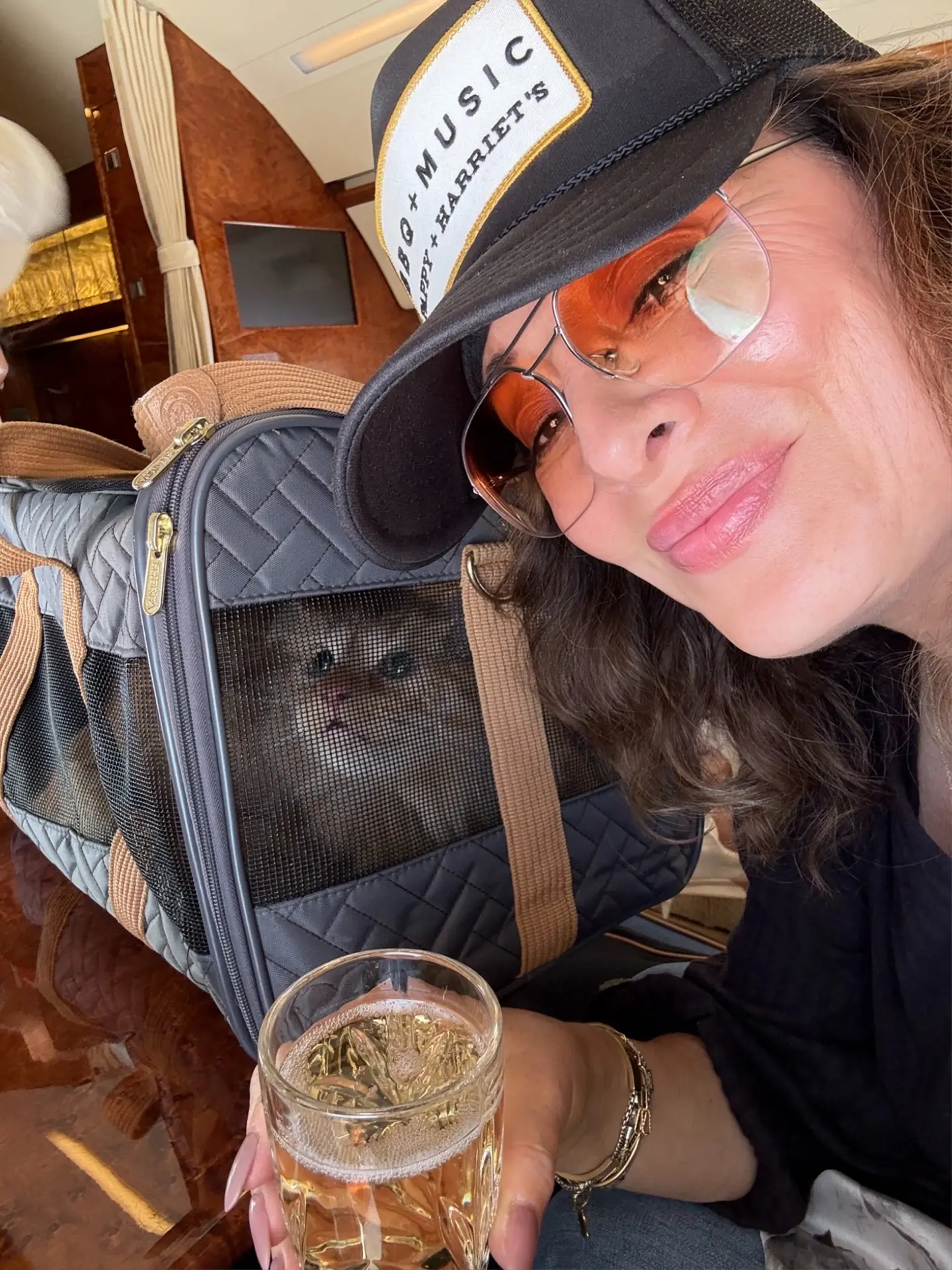 Kate Miller Praises Pet-Friendly K9Jets Private Flight Actress tries pet transport in air, raving about comfort, service, tail-wagging camaraderie.