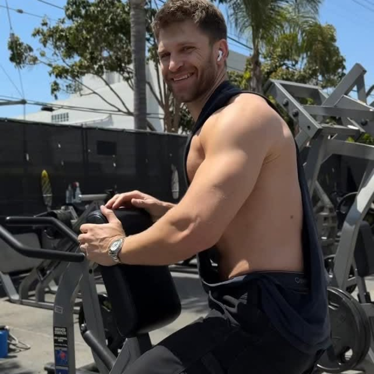 Keegan Allen Announces His Triumphant Comeback Actor and producer Keegan Allen reaffirms his presence with a powerful Instagram post now.